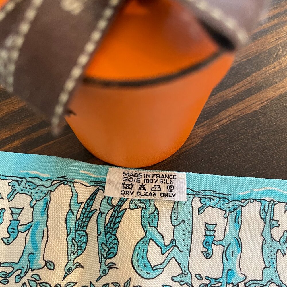 Hermes Twilly Scarf